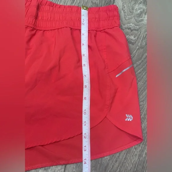 ππAll in Motion Women's Shorts - Size Lππ - Picture 5 of 5